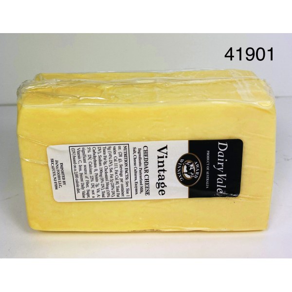AGED CHEDDAR CHEESE/QUESO. 7/1.5LB